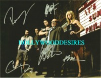 ITS ALWAYS SUNNY IN PHILADELPHIA CAST SIGNED AUTOGRAPHED 8x10 PHOTO BY 5 DANNY DeVITO KAITLIN OLSON