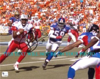VINCE YOUNG AUTOGRAPHED, VINCE YOUNG GAI, VINCE YOUNG TENNESSEE TITANS SIGNED 8x10 PHOTO
