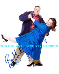 MIKE AND MOLLY AUTOGRAPHED 8x10 PHOTO, MIKE AND MOLLY MELISSA MCCARTHY AND BILLY GARDELL SIGNED