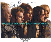 AEROSMITH 2 AUTOGRAPHED PHOTO, AEROSMITH SIGNED, AEROSMITH AUTOS