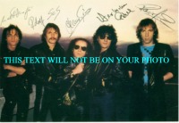 THE SCORPIONS 6X9 2 AUTOGRAPHED PHOTO, THE SCORPIONS SIGNED PICTURE, THE SCORPIONS AUTOS