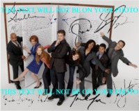 CASTLE FULL CAST AUTOGRAPHED PHOTO, CASTLE FULL CAST SIGNED 8X10 NATHAN FILLION STANA KATIC AUTOGRAM