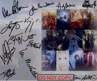 THE LORD OF THE RINGS AUTOGRAPHED PHOTO BY 12 CAST, THE LORD OF THE RINGS SIGNED 8x10 PHOTO