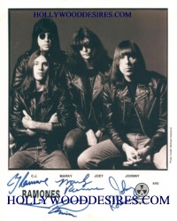 THE RAMONES GROUP SIGNED 8x10 PHOTO