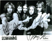 THE SCORPIONS GROUP SIGNED 8x10 PHOTO