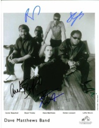 THE DAVE MATTHEWS BAND SIGNED 8x10 PHOTO