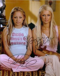 THE SIMPLE LIFE CAST SIGNED 8x10 PHOTO