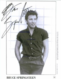 BRUCE SPRINGSTEEN SIGNED 8x10 PHOTO