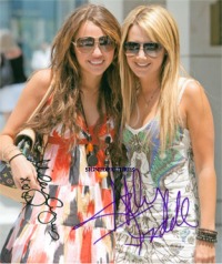 MILEY CYRUS AND ASHLEY TISDALE SIGNED AUTOGRAPHED 8x10 PHOTO