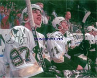SIDNEY CROSBY AND EVGENI MALKIN SIGNED AUTOGRAPHED 8x10 PHOTO