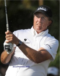 PHIL MICKELSON SIGNED AUTOGRAPHED 8x10 PHOTO GOLF