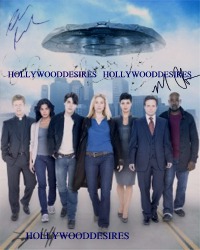 V CAST SIGNED AUTOGRAPHED 8x10 PHOTO BY ALL 7 MORENA BACCARIN SCOTT WOLF ELIZABETH MITCHELL GRETSCH