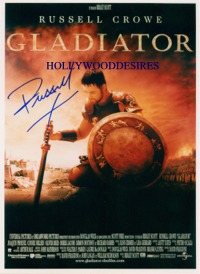 RUSSELL CROWE SIGNED AUTOGRAPHED 8x10 PHOTO GLADIATOR