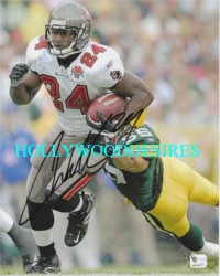 CADILLAC WILLIAMS SIGNED AUTOGRAPHED 8x10 PHOTO TAMBA BAY RB