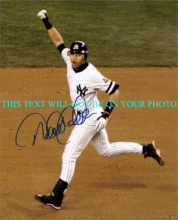 DEREK JETER SIGNED AUTOGRAPHED 8x10 PHOTO NEW YORK YANKEES TEAM CAPTAIN HOME RUN LEADER