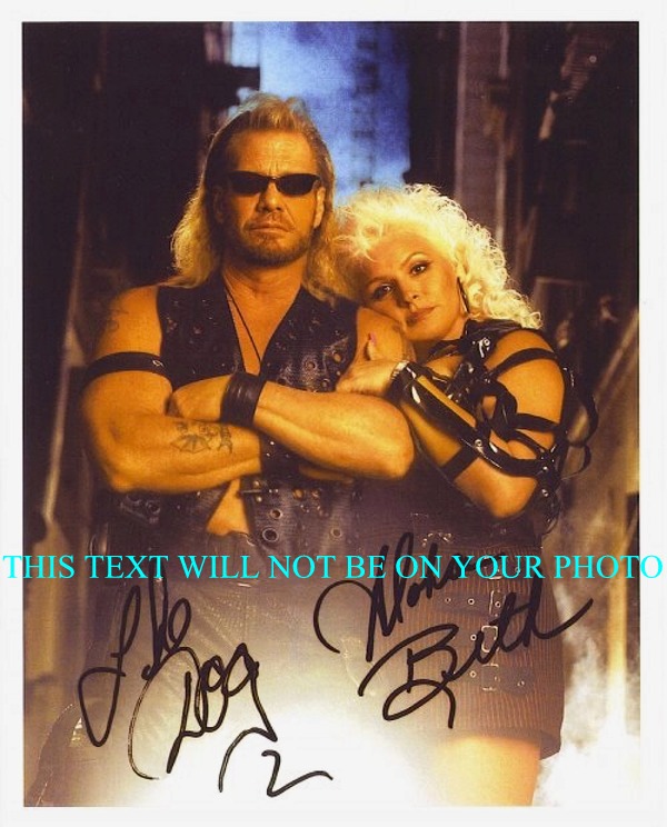 DOG THE BOUNTY HUNTER SIGNED AUTOGRAPHED 8x10 PHOTO DUANE CHAPMAN BETH CHAPMAN
