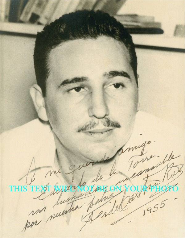 FIDEL CASTRO AUTOGRAPHED 8x10 PHOTO