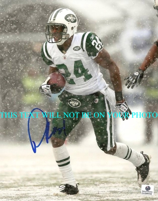DARRELLE REVIS AUTOGRAPHED 8x10 PHOTO   DARRELLE REVIS AUTOGRAPH