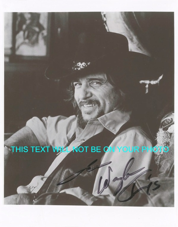 WAYLON JENNINGS AUTOGRAPHED 8x10 PHOTO  WAYLON JENNINGS AUTOGRAPH