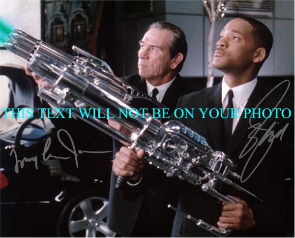 MEN IN BLACK 3 AUTOGRAPHED, MEN IN BLACK 3 SIGNED, MEN IN BLACK WILL SMITH AND TOMMY LEE JONES