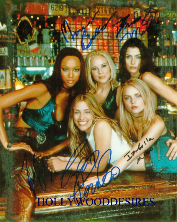 COYOTE UGLY CAST SIGNED 8x10 PHOTO