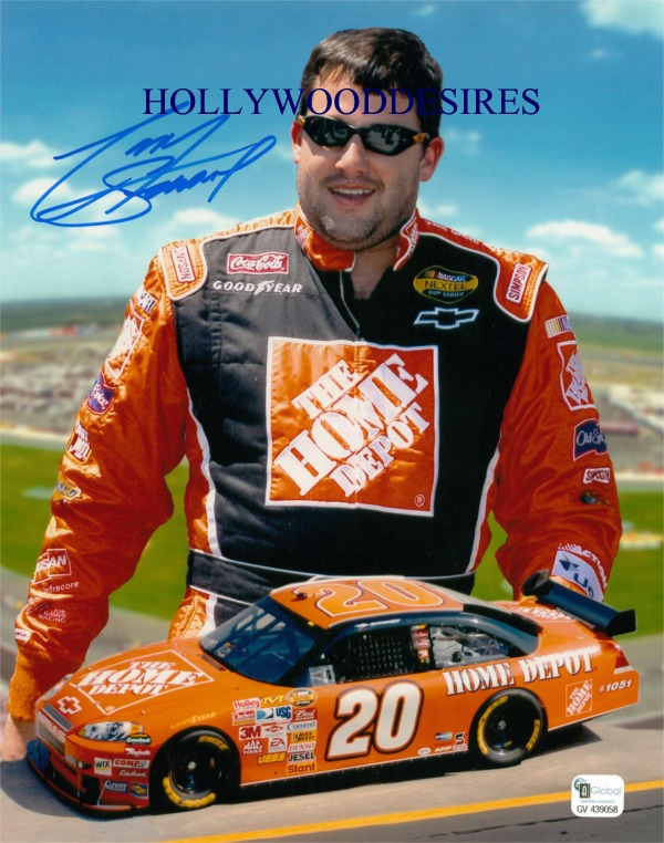 TONY STEWART AUTOGRAPHED PHOTO, TONY STEWART SIGNED, TONY STEWART AUTO
