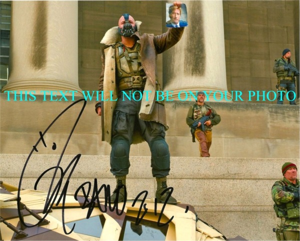 BATMAN TOM HARDY AUTOGRAPHED PHOTO, TOM HARDY SIGNED PHOTO, TOM HARDY AUTO
