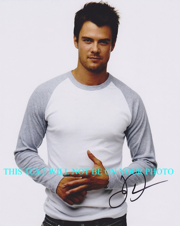 JOSH DUHAMEL AUTOGRAPHED PHOTO, JOSH DUHAMEL SIGNED, JOSH DUHAMEL SIGNED PICTURE