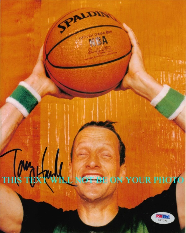 TONY HAWK AUTOGRAPHED PHOTO, TONY HAWK SIGNED, TONY HAWK AUTO