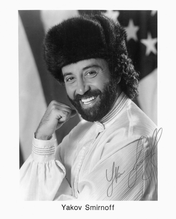YAKOV SMIRNOFF AUTOGRAPHED PHOTO, YAKOV SMIRNOFF SIGNED, YAKOV SMIRNOFF AUTO