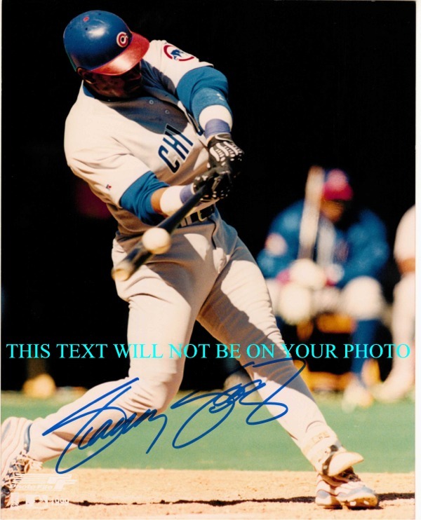 SAMMY SOSA CHICAGO CUBS AUTOGRAPHED PHOTO, SAMMY SOSA SIGNED PHOTO, SAMMY SOSA AUTO