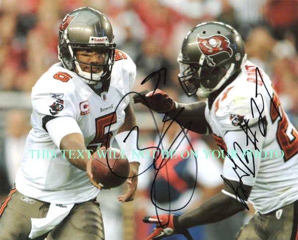 JOSH FREEMAN AND LEGARRETTE BLOUNT TAMPA BAY BUCCANEERS AUTOGRAPHED 8x10 PHOTO