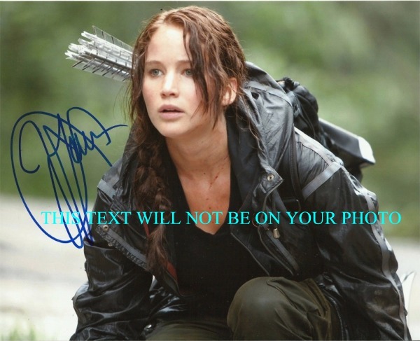 JENNIFER LAWRENCE HUNGER GAMES AUTOGRAPHED PHOTO, JENNIFER LAWRENCE SIGNED PICTURE