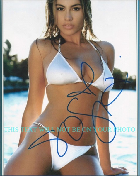 SOFIA VERGARA AUTOGRAPHED PHOTO, SOFIA VERGARA SEXY SIGNED 8x10 PHOTO, SOFIA VERGARA AUTOGRAPH