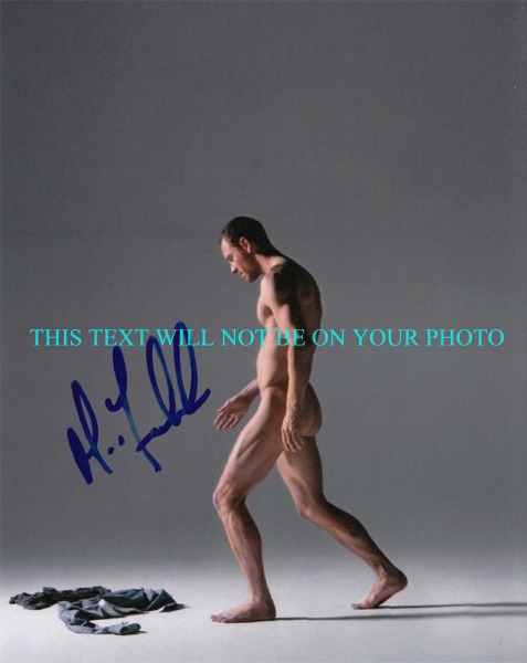MICHAEL FASSBENDER AUTOGRAPHED PHOTO, MICHAEL FASSBENDER SEXY SIGNED 8x10 PHOTO, MICHAEL FASSBENDER