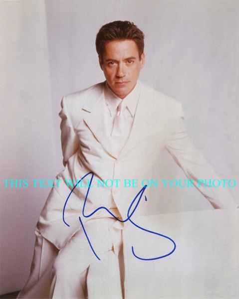 ROBERT DOWNEY JR SEXY AUTOGRAPHED PHOTO, ROBERT DOWNEY JR SIGNED 8x10 PHOTO CLASSY