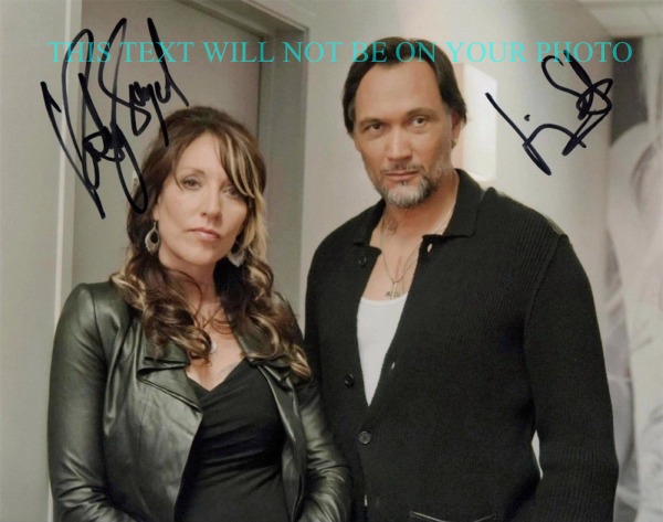 KATEY SEGAL AND JIMMY SMITTS AUTOGRAPHED 8x10 PHOTO SONS OF ANARCHY CAST SOA