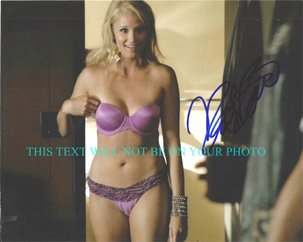 KRISTEN RENTON AUTOGRAPHED PHOTO SONS OF ANARCHY, KRISTEN RENTON SIGNED 8x10 PHOTO SOA