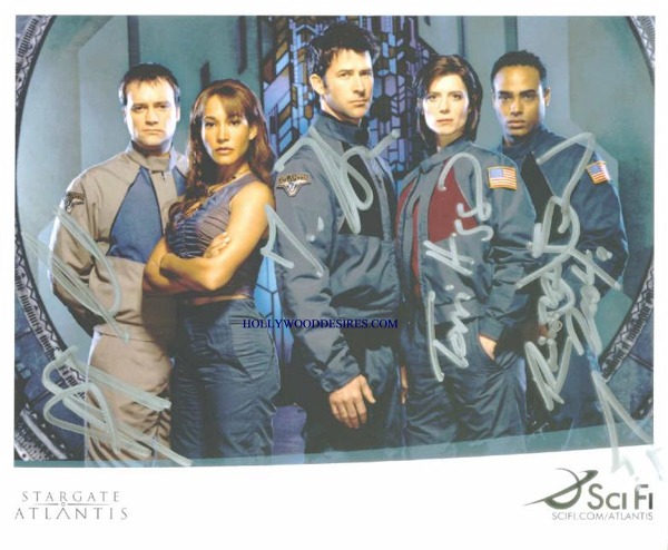 STARGATE ATLANTIS CAST SIGNED 8x10 PHOTO