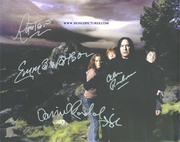 HARRY POTTER CAST AUTOGRAPHED 8x10 PHOTO  HARRY POTTER SIGNED PHOTO