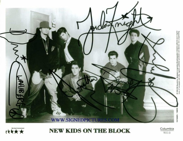 THE NEW KIDS ON THE BLOCK SIGNED 8x10 PHOTO