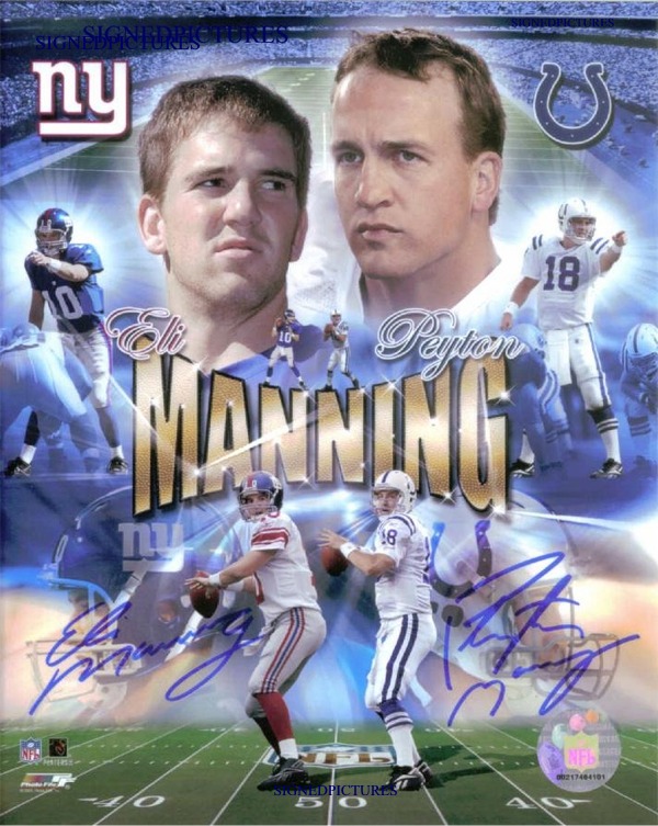 ELI and PEYTON MANNING SIGNED 8x10 PHOTO, ELI AND PEYTON MANNING AUTOGRAPHED PHOTO