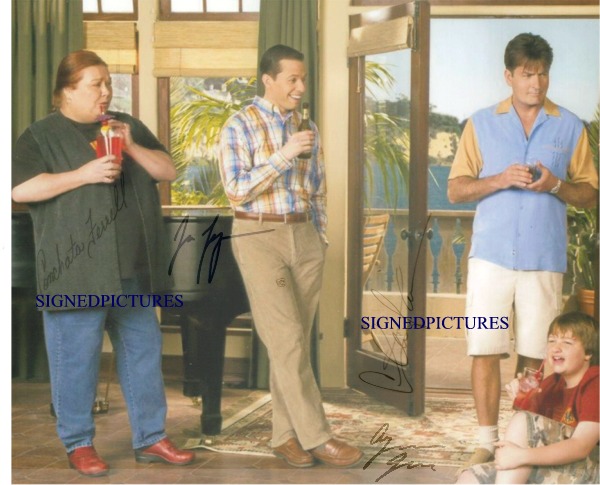 TWO AND A HALF MEN CAST SIGNED AUTOGRAPED 8x10 PHOTO BY 4
