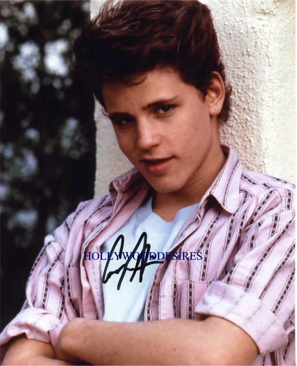 COREY HAIM SIGNED AUTOGRAPHED 8x10 PHOTO