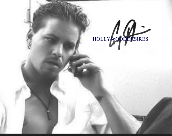 COREY HAIM SIGNED AUTOGRAPHED 8x10 PHOTO