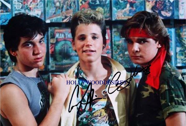 THE LOST BOYS COREY HAIM and COREY FELDMAN SIGNED 8x10 PHOTO