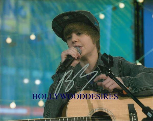 JUSTIN BIEBER SIGNED AUTOGRAPHED 8x10 PHOTO SO CUTE