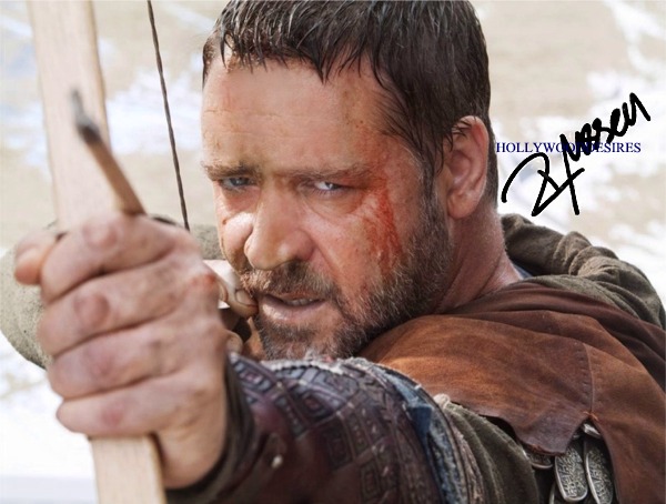 RUSSELL CROWE SIGNED AUTOGRAPHED 8x10 PHOTO  ROBIN HOOD