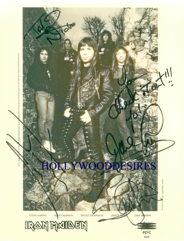 IRON MAIDEN GROUP BAND SIGNED AUTOGRAPHED 8x10 PHOTO