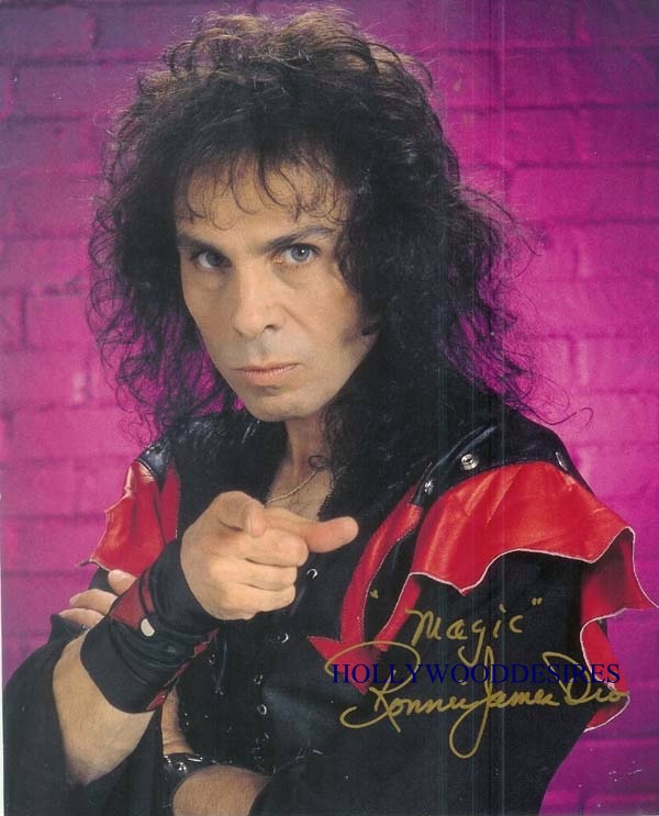 RONNIE JAMES DIO SIGNED AUTOGRAPHED 8x10 PHOTO BLACK SABBATH HEAVEN AND HELL RAINBOW
